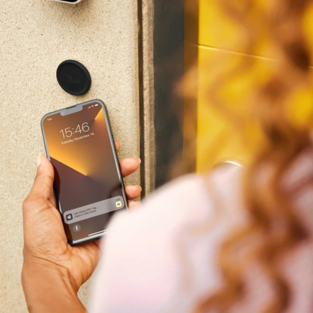 Yale Linus Smart Lock L2 - Black - Image 2